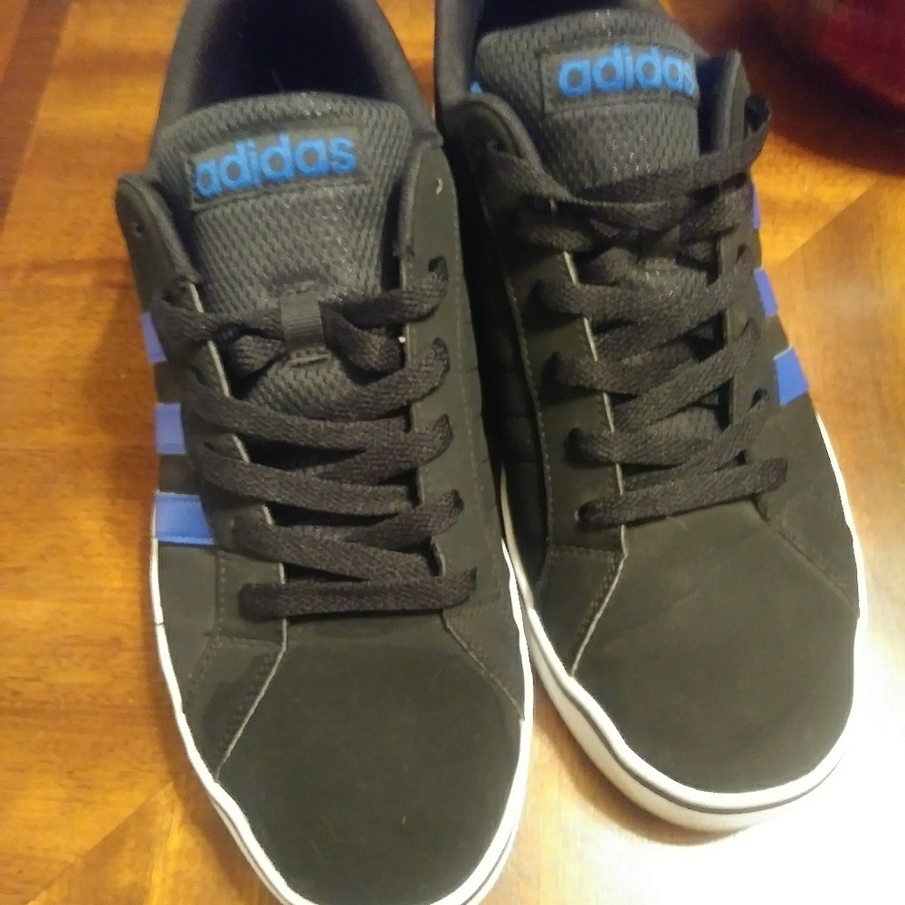 Adidas Daily 2.0 skate shoes